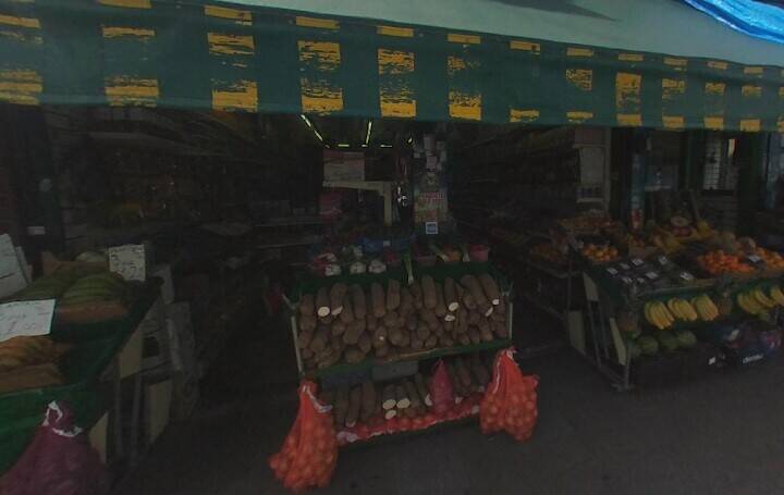 Grocery store for sale in Lewisham. Photo 7