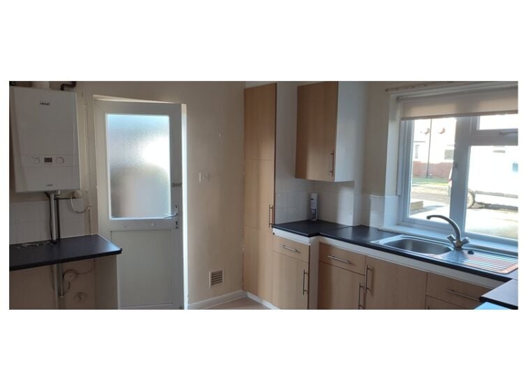 Profitable Domestic & Commercial Cleaning Company – Turnkey Opportunity Photo 7