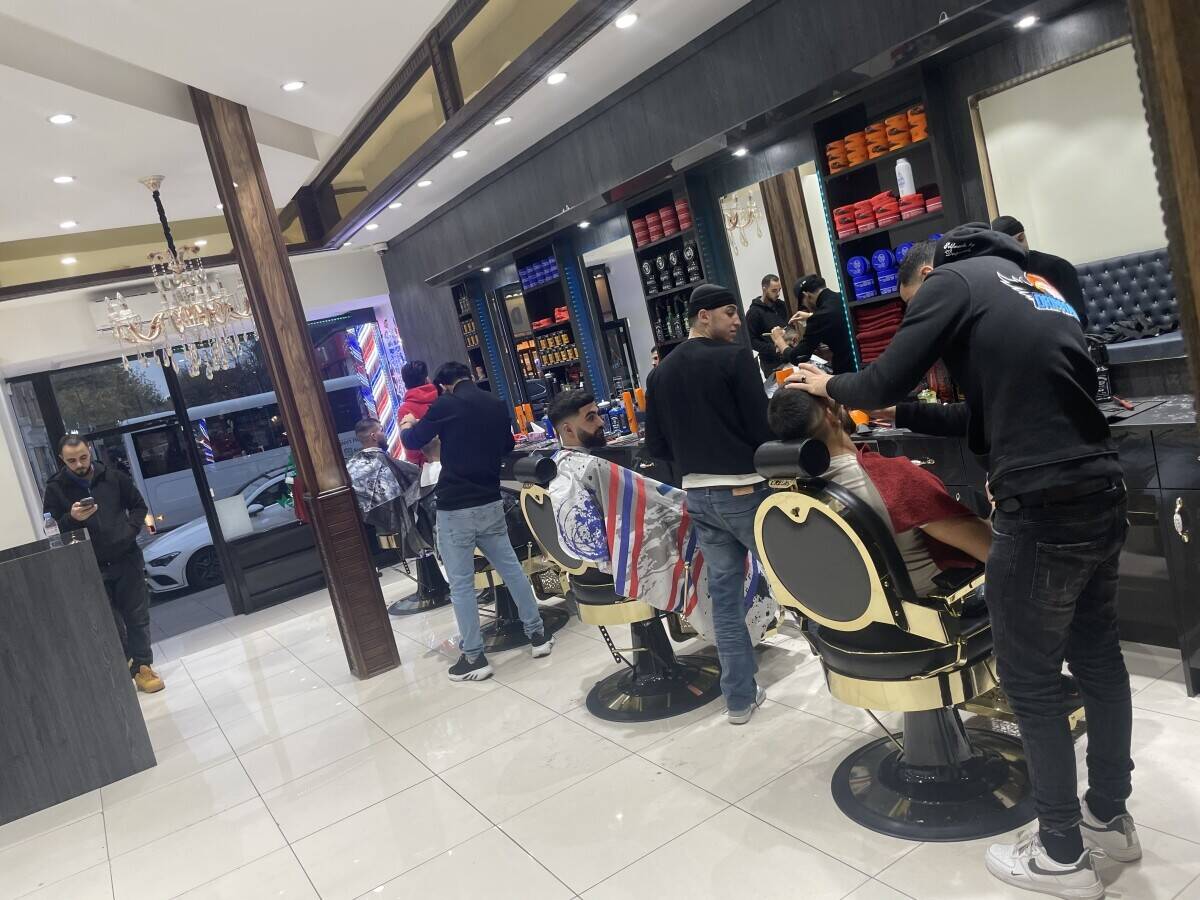 Barber shop for sale in London Photo 7
