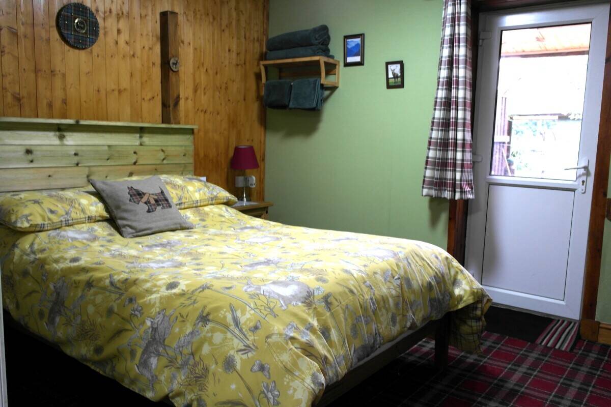 Scottish Highlands Lodge For Sale Drumnadrochit Loch Ness Photo 7