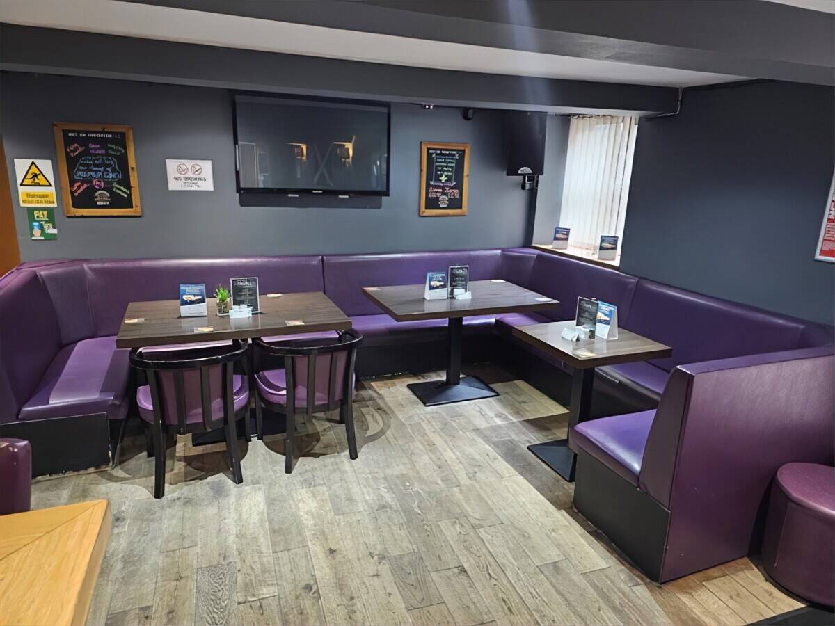 Busy North Ayrshire Village Inn with 4 bed flat close to all amenities
