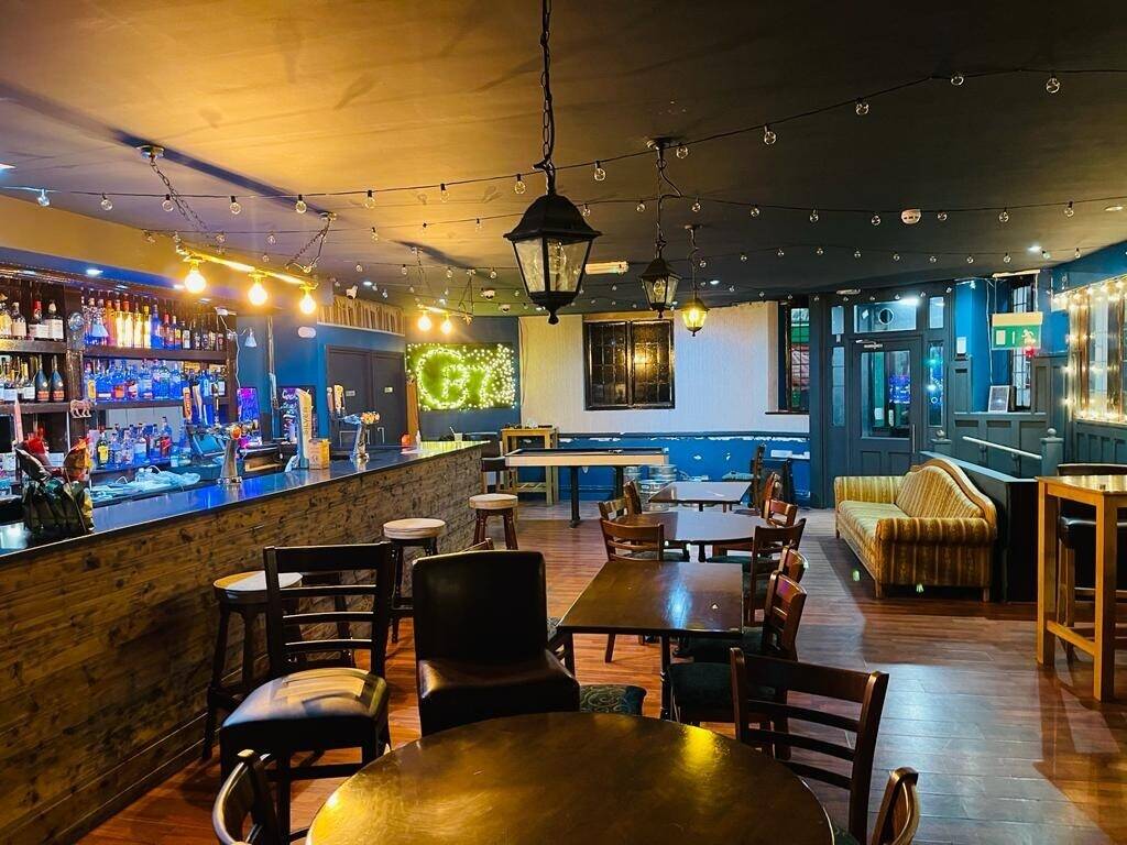 Fully Licensed for pub & bar including takeaway for sale based in croydon 