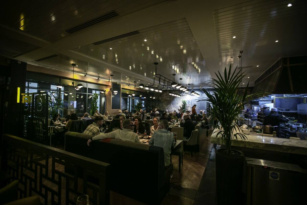 Indian Fusion Restaurant for Sale in Hale Barns, Altrincham, Cheshire Photo 8
