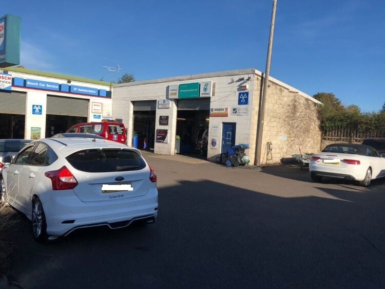 Garage / MOT Station - Sheffield