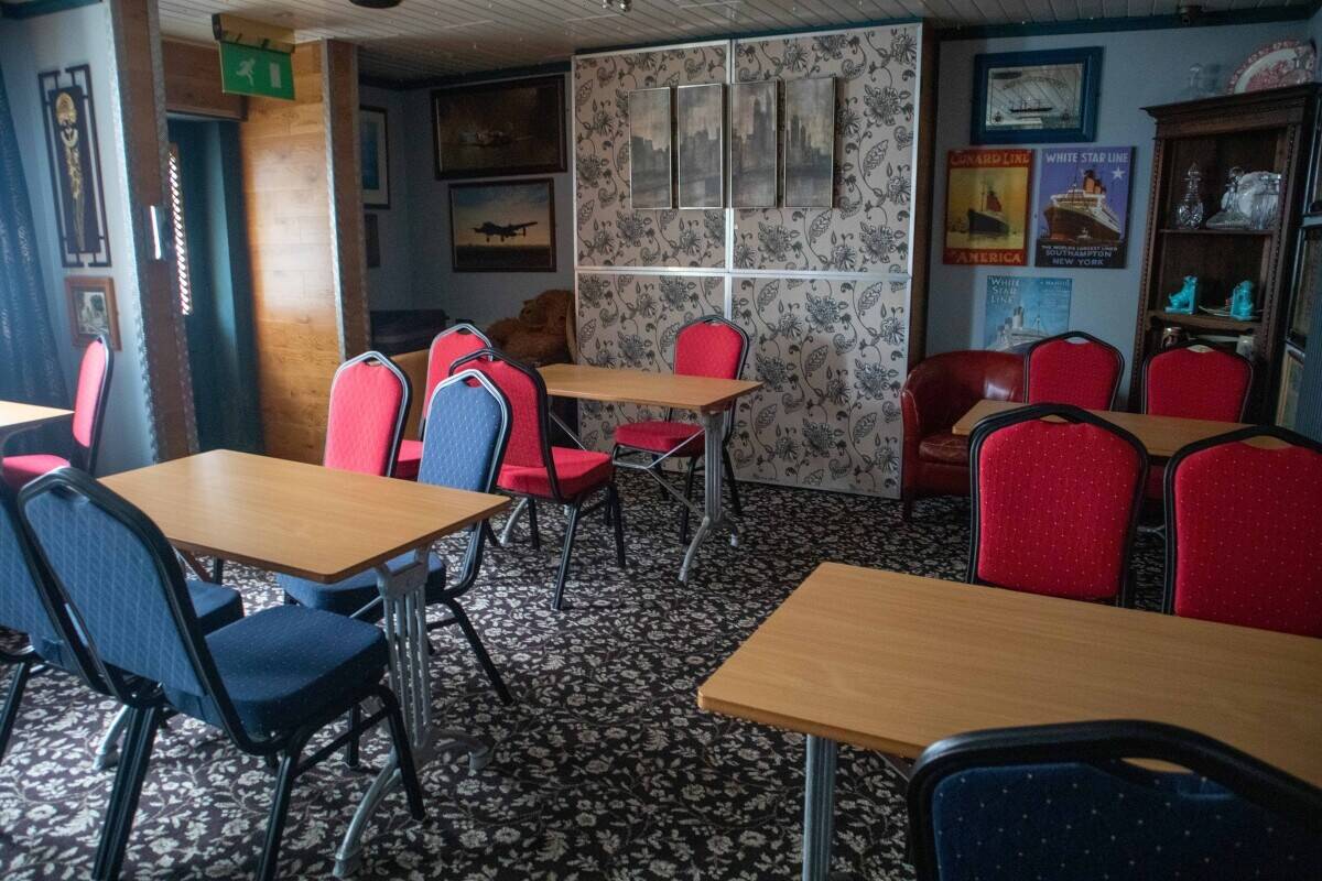KENT - PROFITABLE PUB WITH THREE RESIDENTIAL UNITS