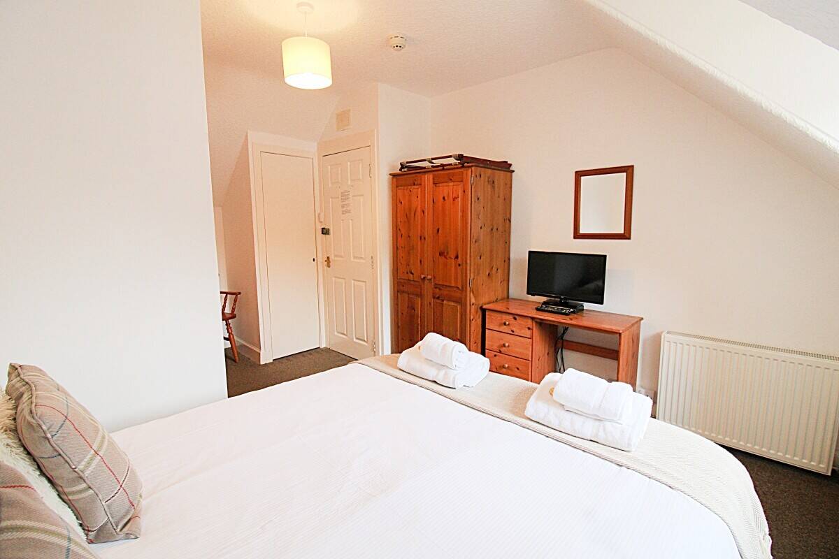 Hotel with stunning Location on the East of the Kintyre Peninsula Photo 7