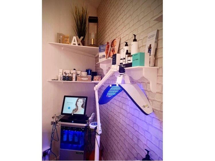 Well respected skincare clinic for sale Photo 7