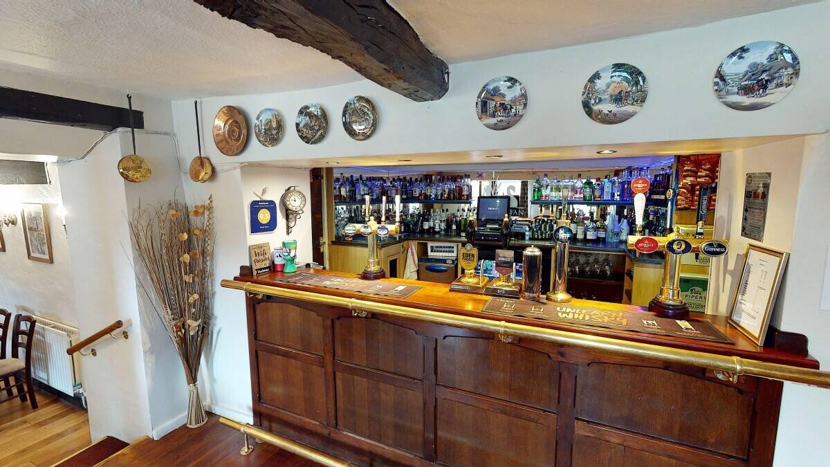 CUMBRIA - 17TH  INN LOCATED IN THE EDEN VALLEY