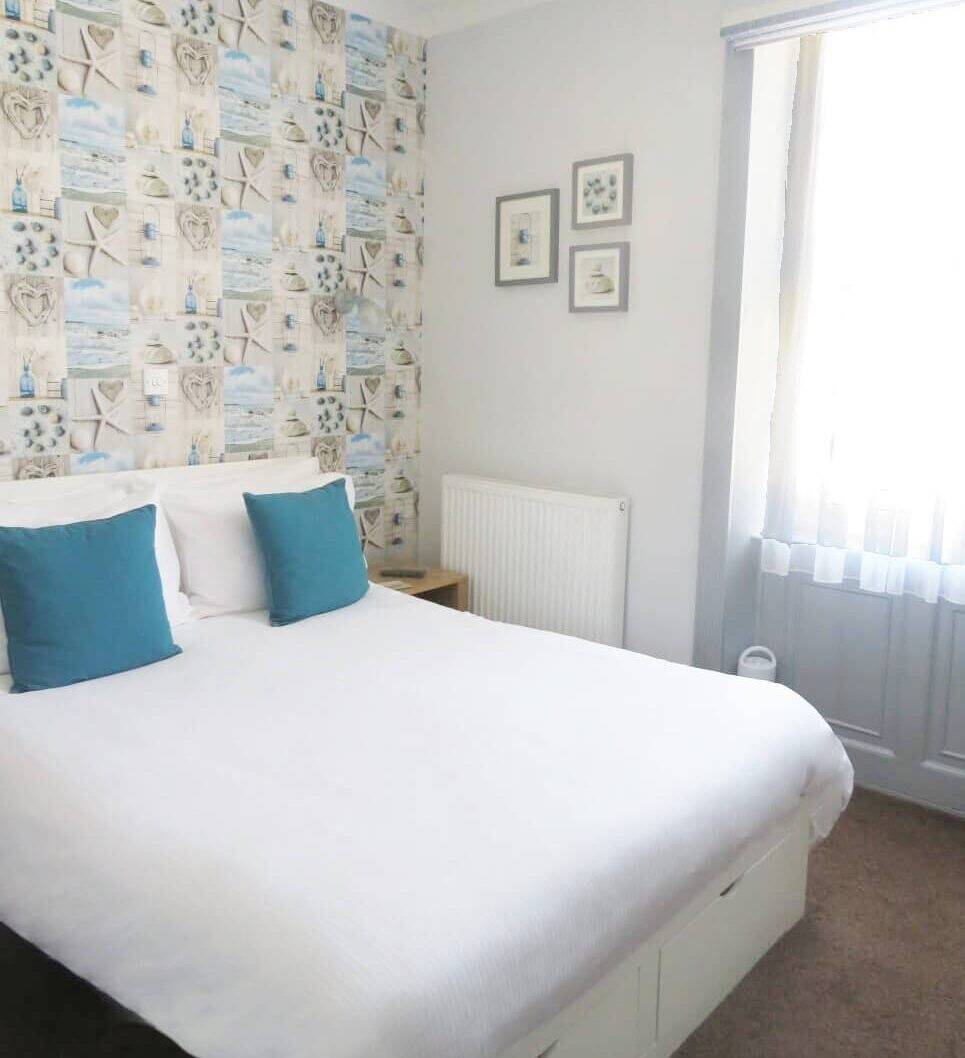 Superb Seafront Guest House Voted Best in The South West Photo 7