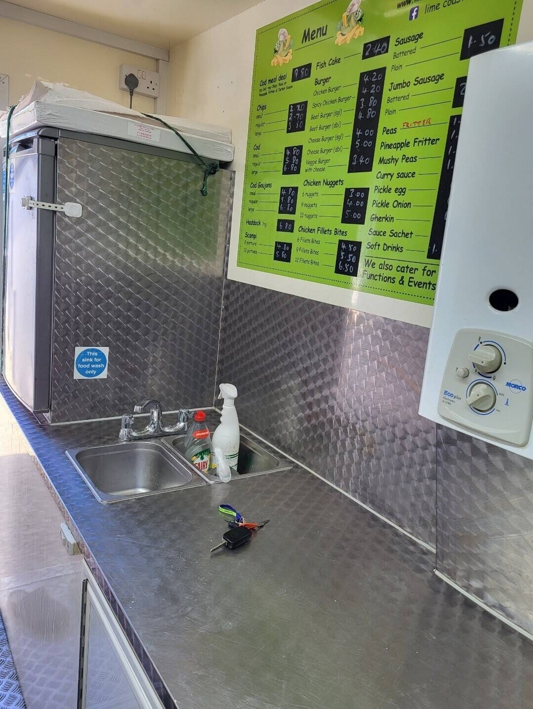 Mobile fish and chip van complete with business 