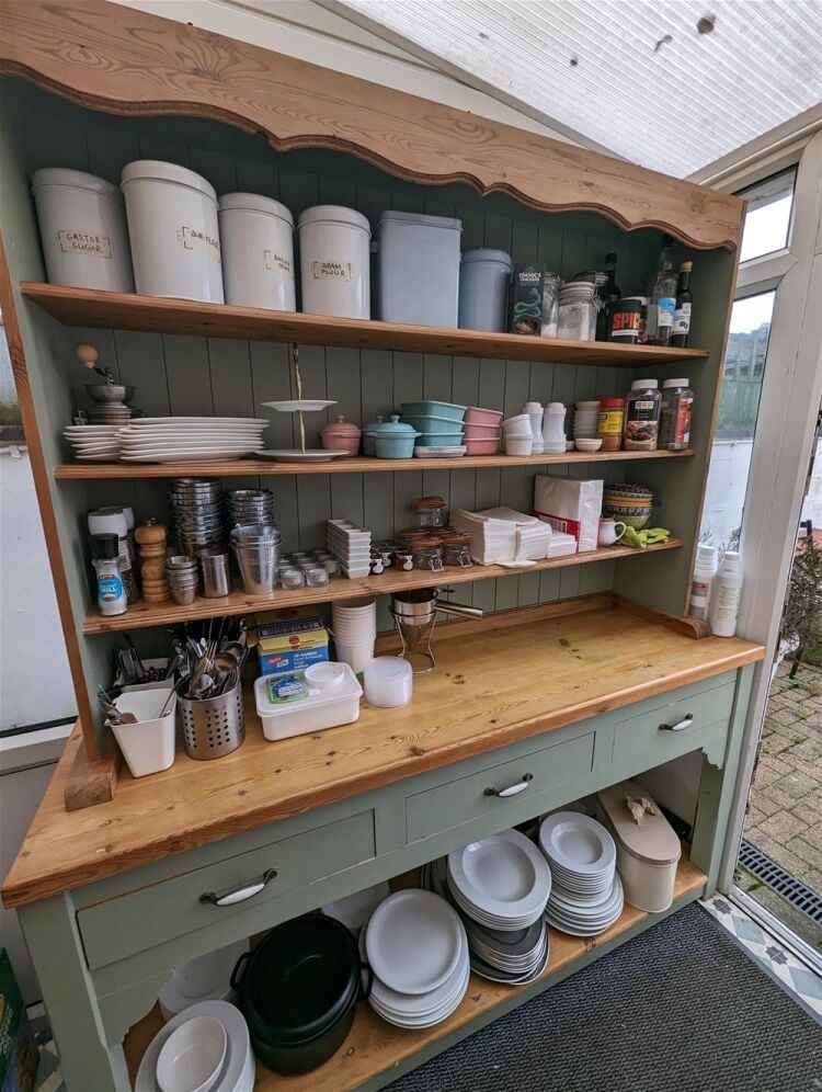 BISTRO WITH POP-UP WINE SHOP Photo 7