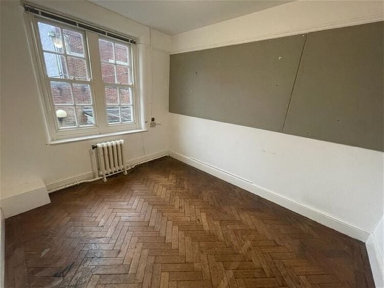 Offices and Business Units To Let For Sale in Newton Abbot