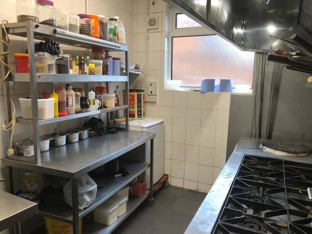 Indian and fast food kitchen Takeaway in Oakam Photo 8