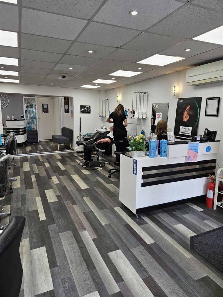 HAIR SALON