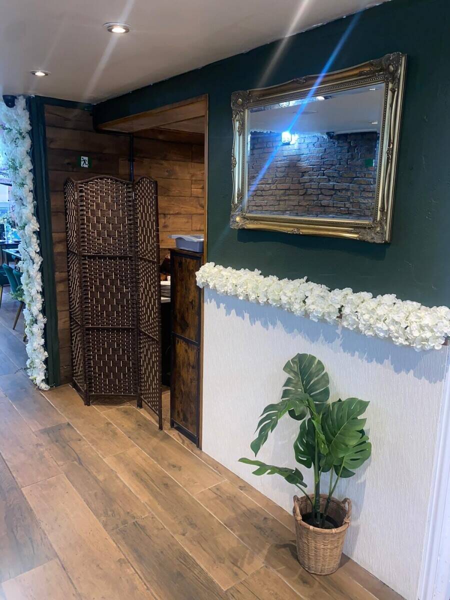 Fully furnished restaurant for sale 