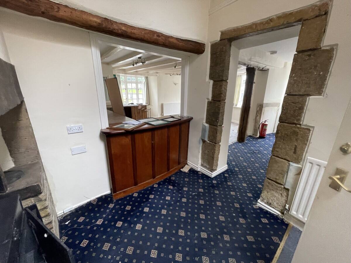 Freehold Commercial Opportunity with 3 Bedroom Property in Darlington, County Durham Photo 7
