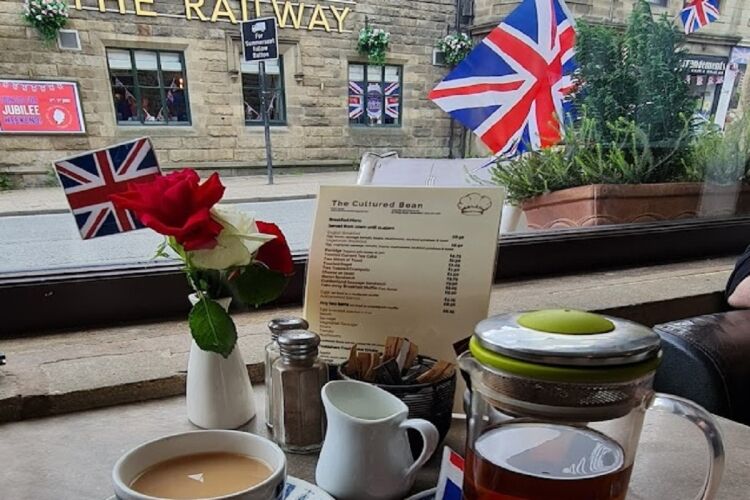 Cafe / Tea Room / Bistro - Greater Manchester