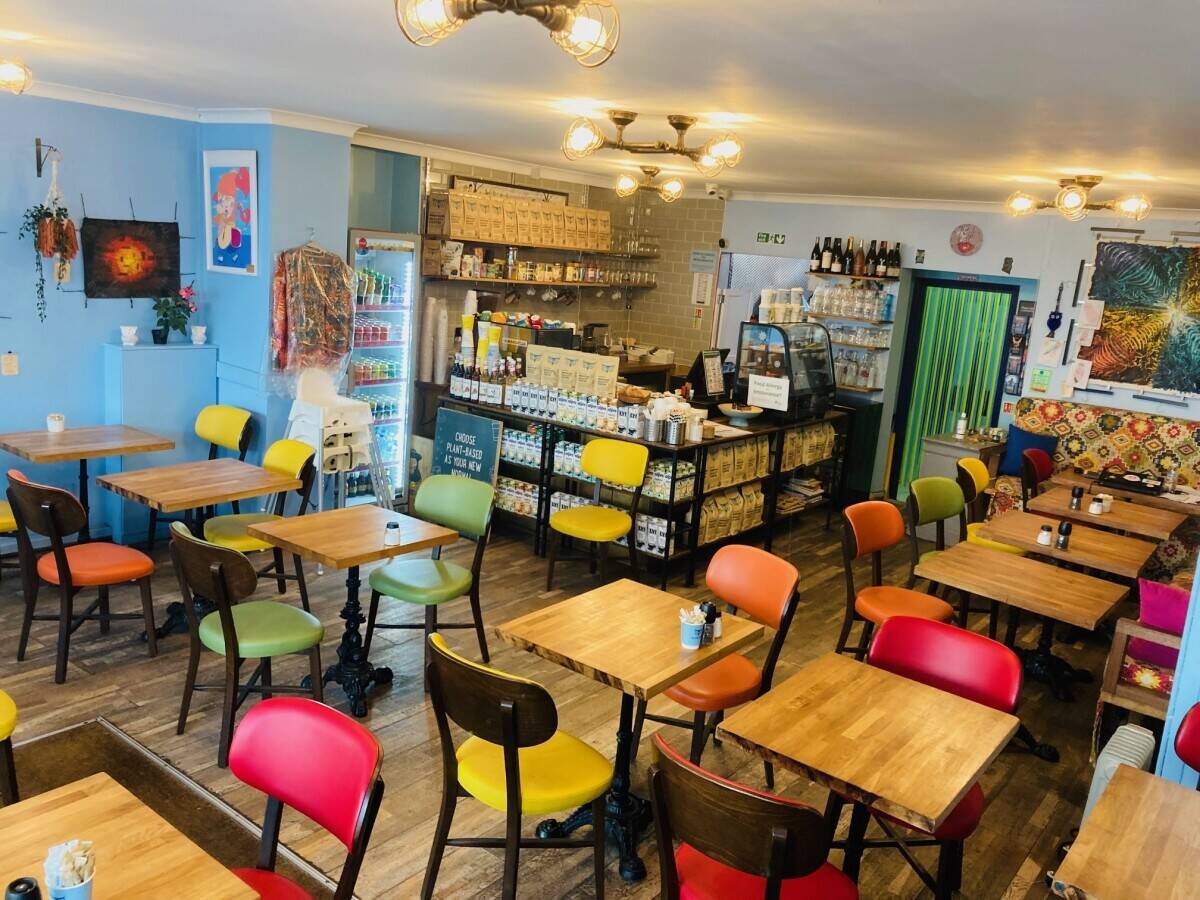 Stunning Cafe/Bistro for Sale in Finsbury Park N4