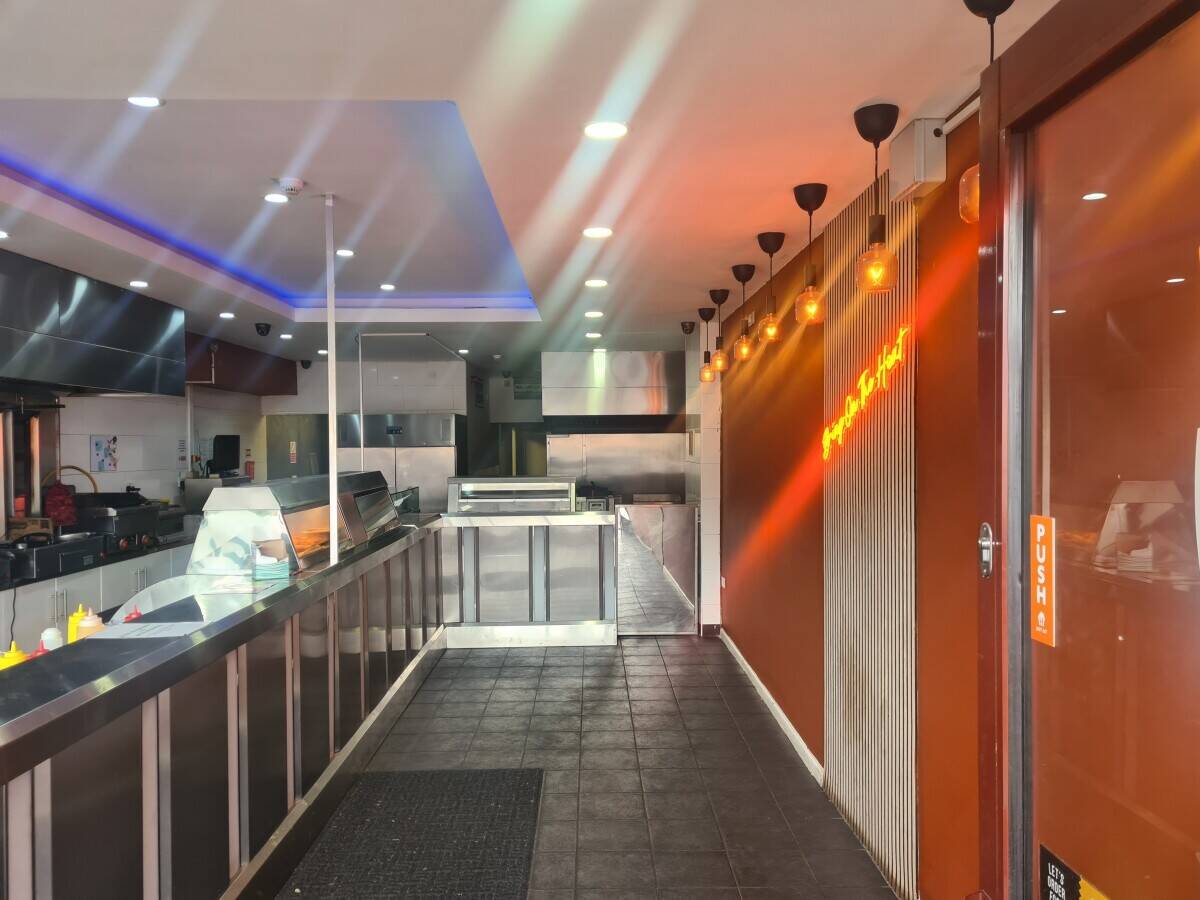 Takeaway & Fish and chip shop for sale in West Bromwich, West Midlands Photo 7