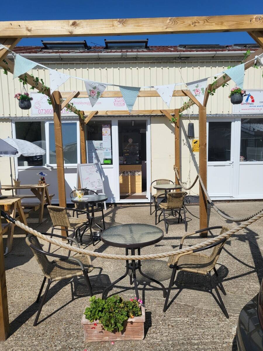 Well-Established Tea Room in the center of Wivenhoe, Essex