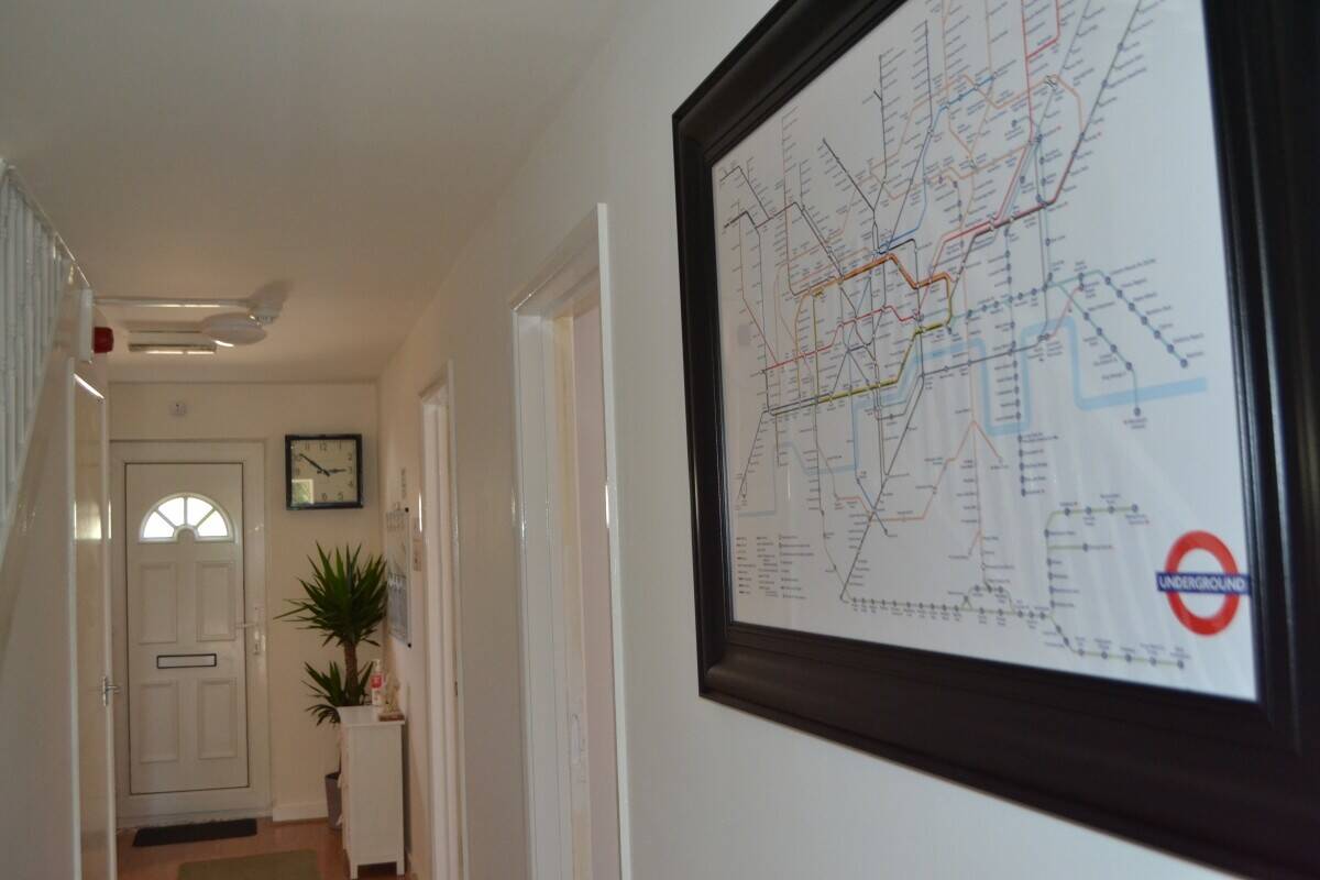 Stansted Lodge - A Stansted Airport Guesthouse