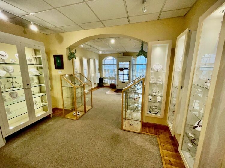 Freehold Jewellers Located In Mevagissey Photo 7