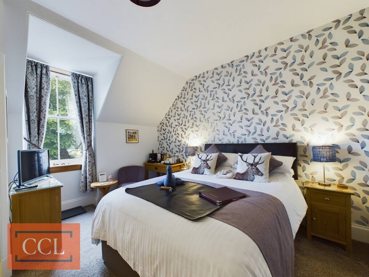 Charming Victorian villa nestled in the heart of Drumnadrochit Photo 7