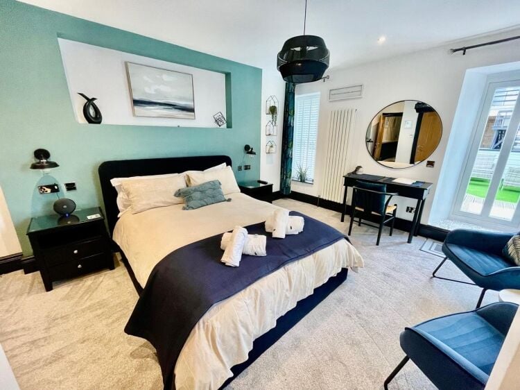 11 Bedroom Boutique Bed & Breakfast Located In Newquay, Cornwall Photo 7