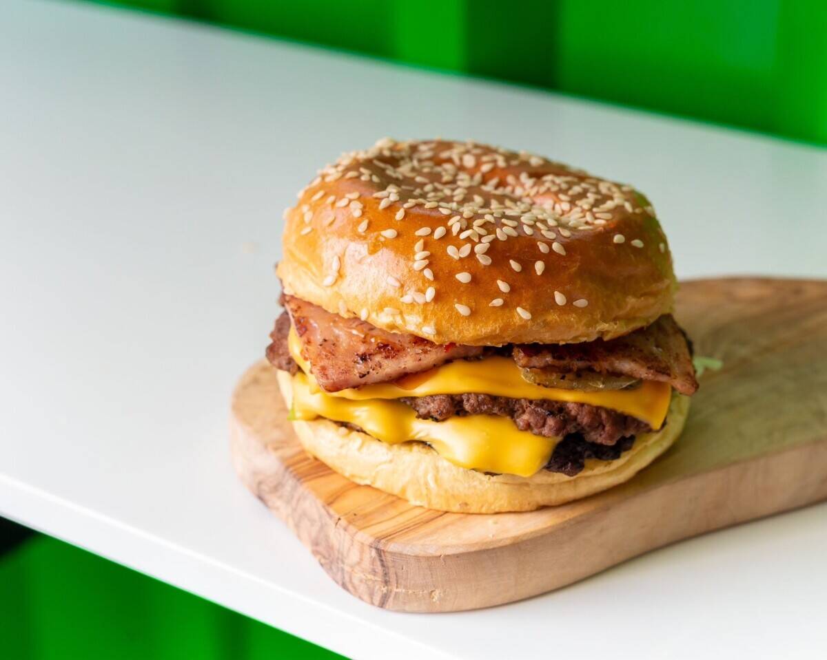 Own the Taste of Castleford! 🍔📸 An Instagrammable Burger Joint Up for Grabs – Your Chance to Flip the Dream! Photo 7