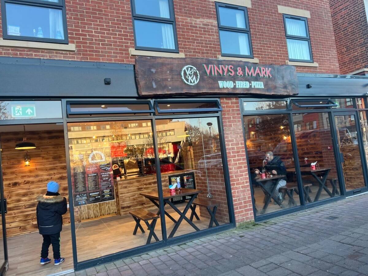 Wood Fired Pizza in Cowley Road Oxford  Photo 7