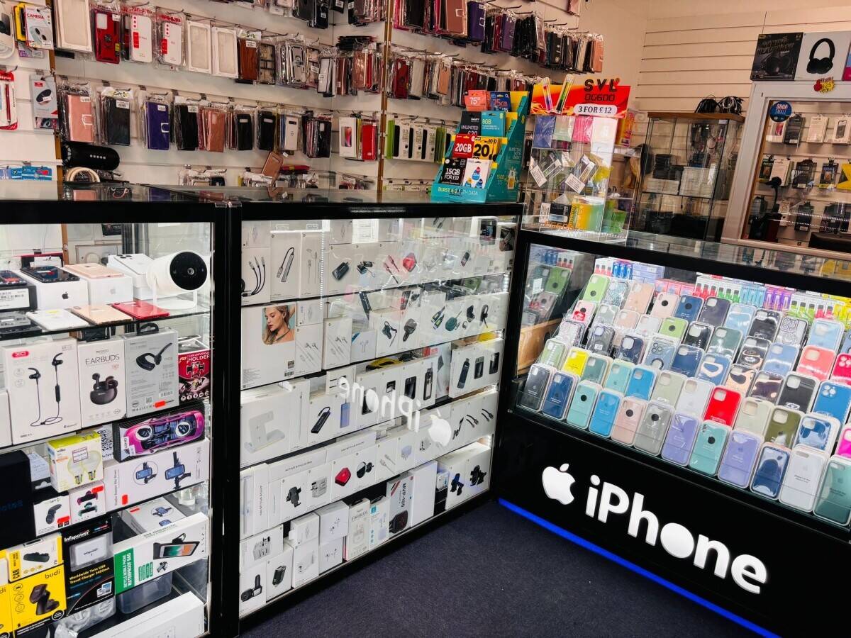 Mobile Phone shop and vape shop Photo 7