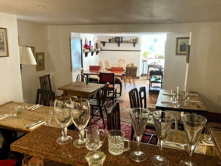 LICENSED RESTAURANT Photo 7