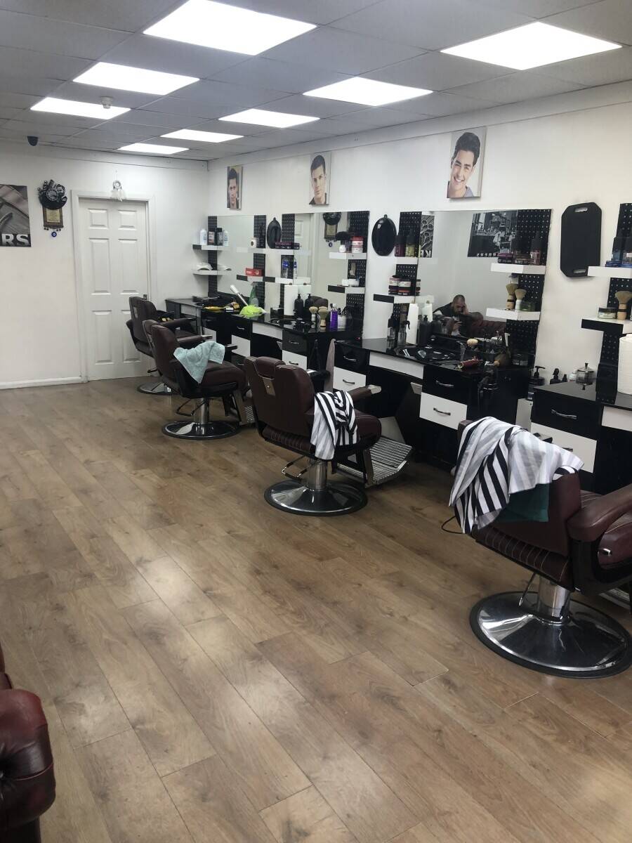 Barber shop for sale Sheerness Photo 7