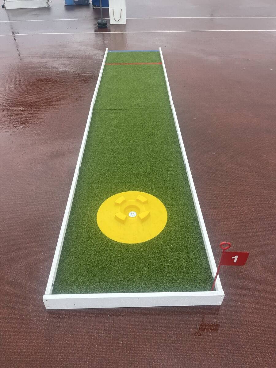 9 hole mobile mini golf course Photo 7