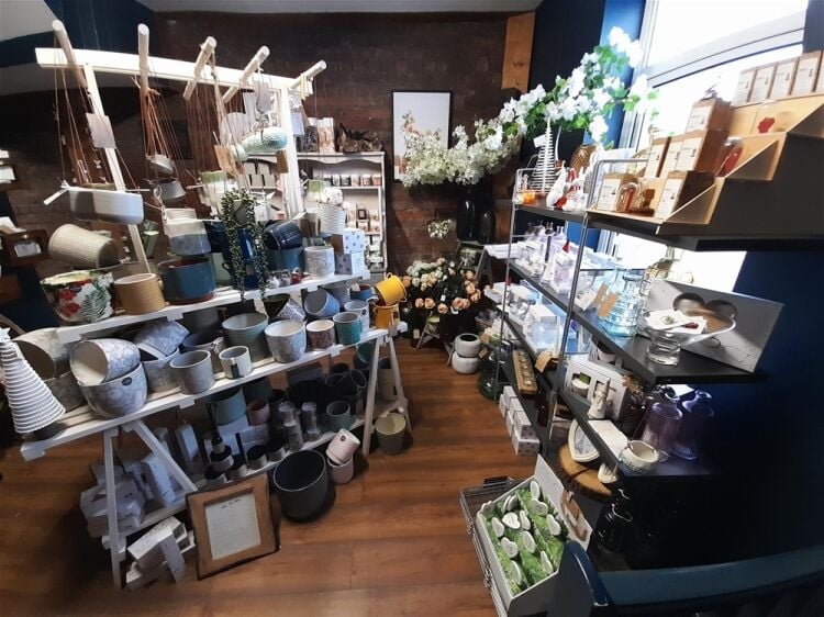 Retail For Sale in Chesterfield