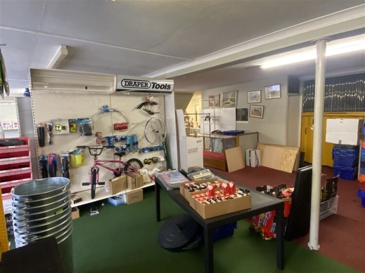 Retail For Sale in Spalding