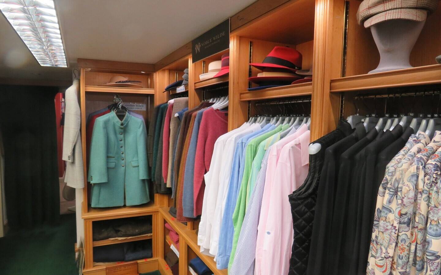 Established, Very Popular Country Fashion and Accessories Business