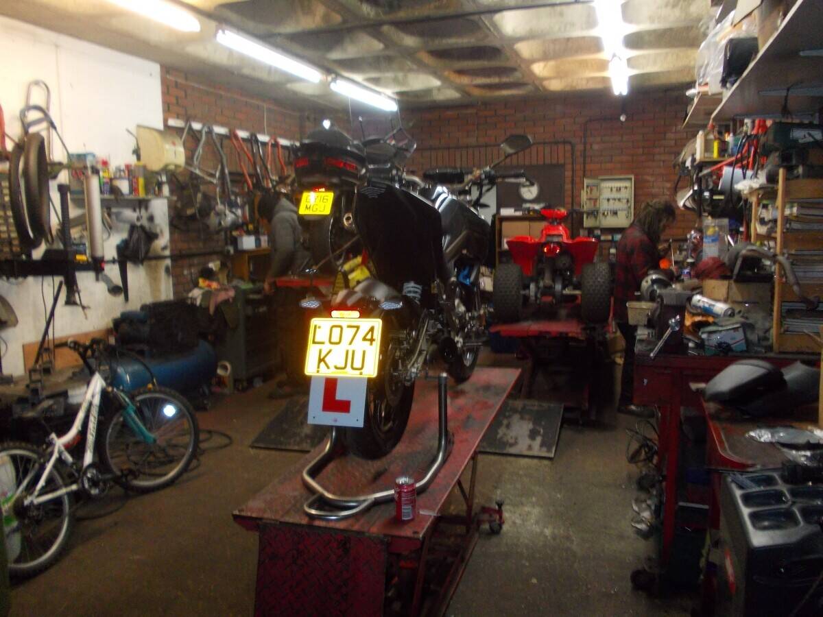 Motorcycle Dealership for sale Barnet Photo 7