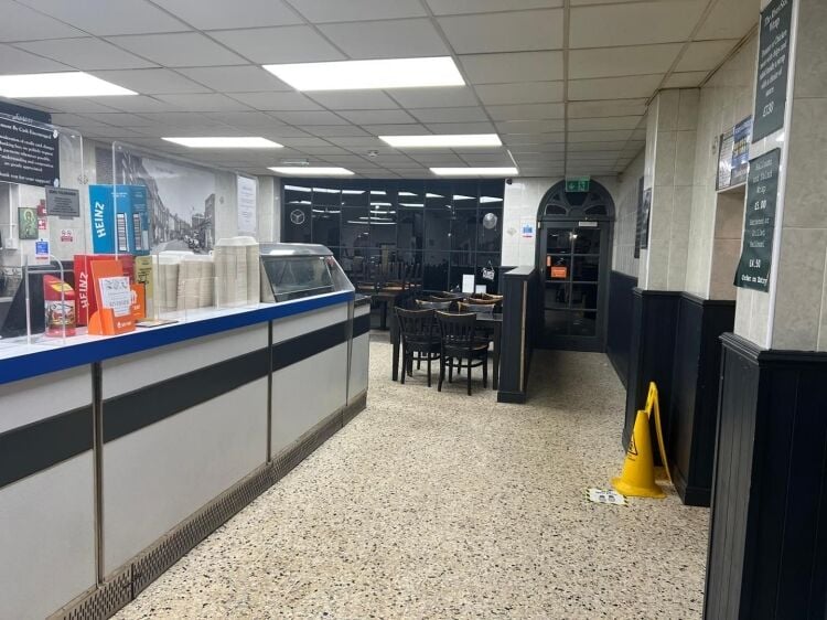 Freehold Fish & Chip Restaurant & Takeaway Located In Stourport On Severn Photo 7