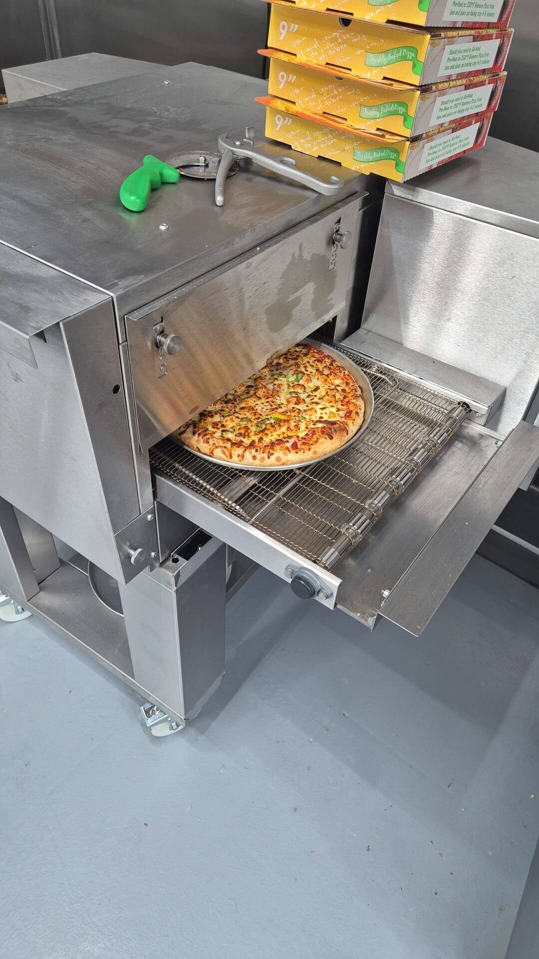 Thriving Fast-Food Business for Sale – Prime Blackpool Location, Fully Refurbished & Fully Equipped!