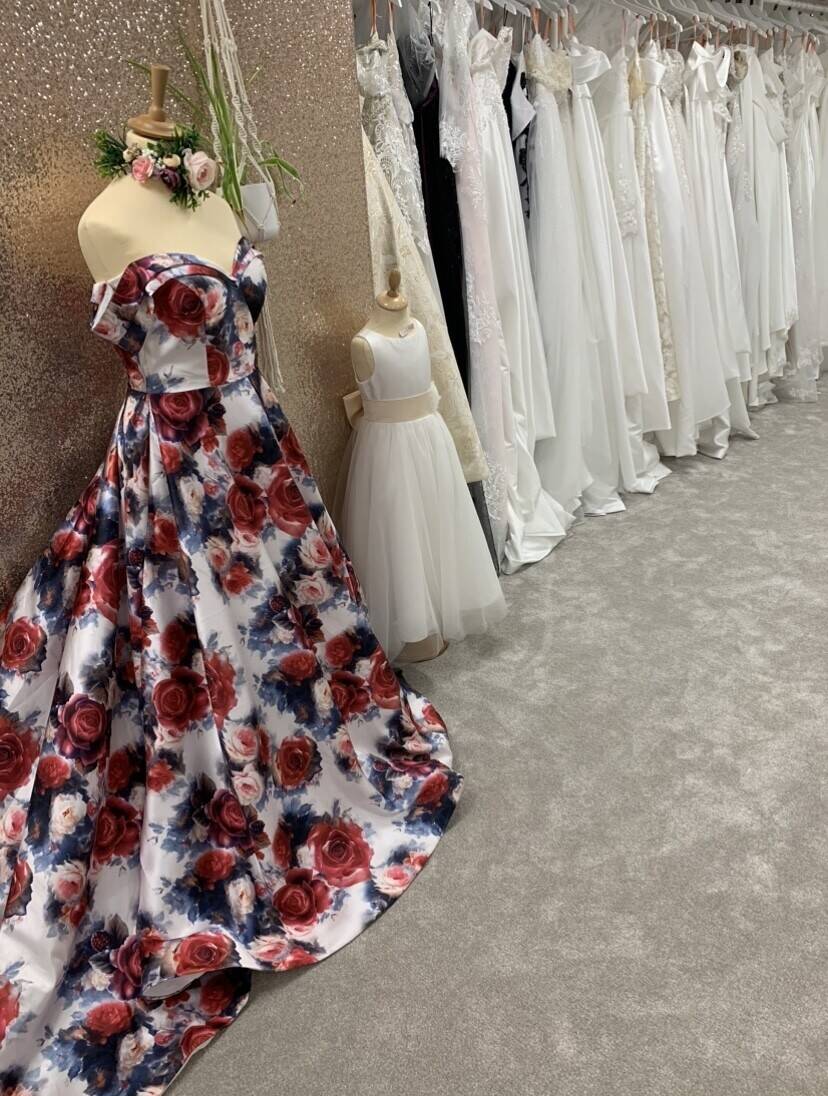 Bridal business - one of a kind designs Photo 7
