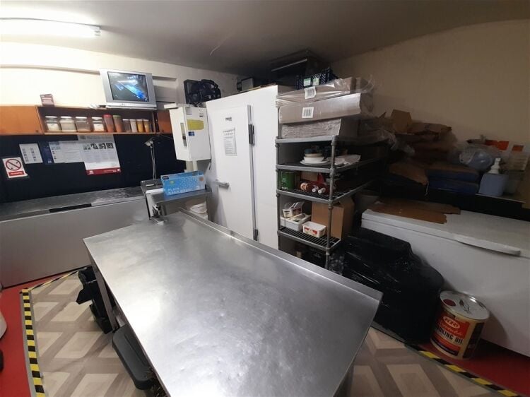 Hot Food Take Away For Sale in Harrogate Photo 7