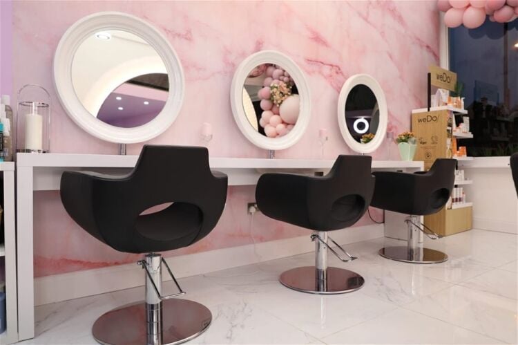IDEALLY LOCATED PREMIUM HAIR AND BEAUTY SALON