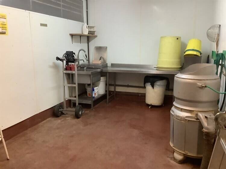Traditional fish and chip shop Photo 7