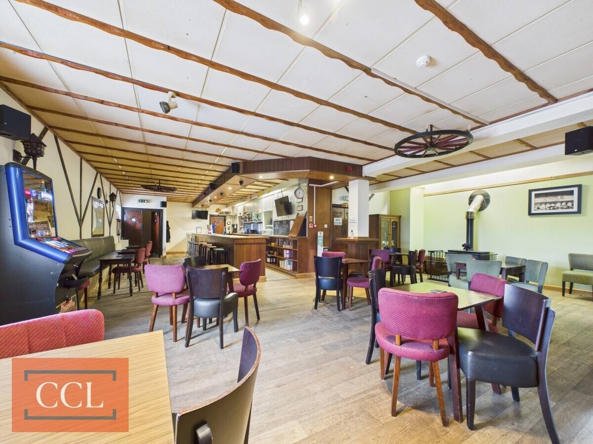 Thriving bar and serviced accommodation business