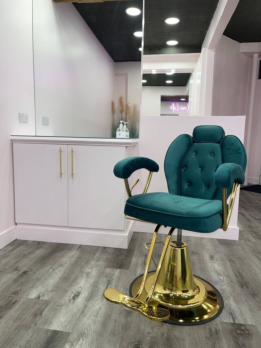 Luxury Beauty Salon for Sale near Cardiff City Centre