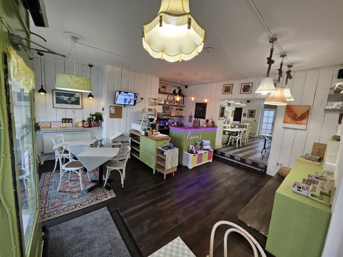 Cafe/Restaurant ready premises in Chester city centre
