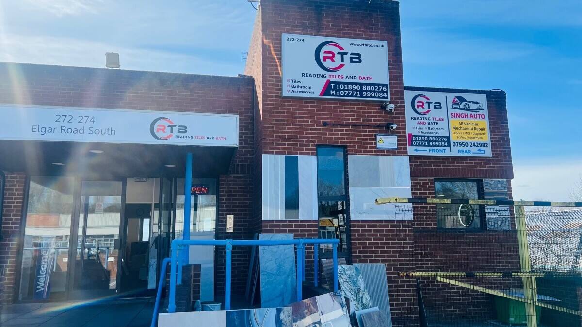 Bathoom & Tile retailer for sale Photo 7