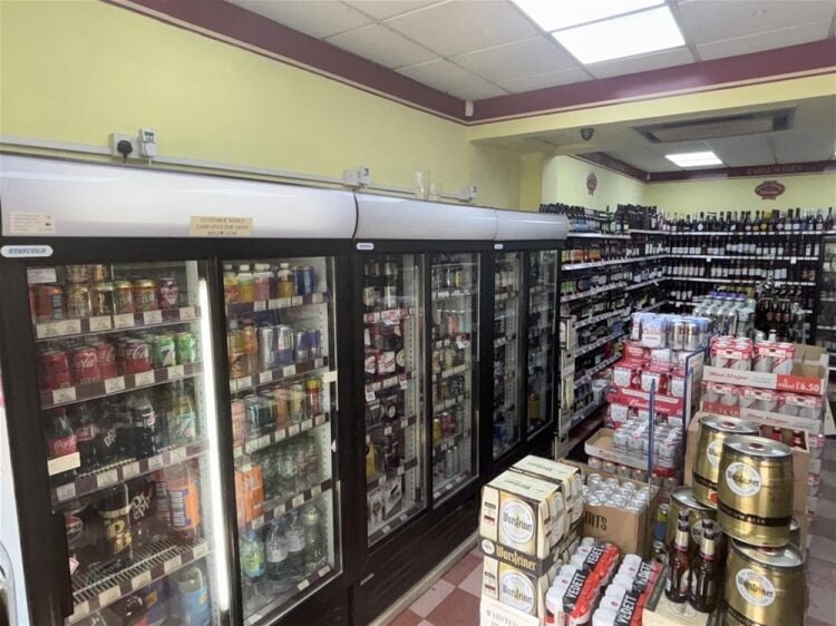 Off License & Convenience For Sale in Halifax