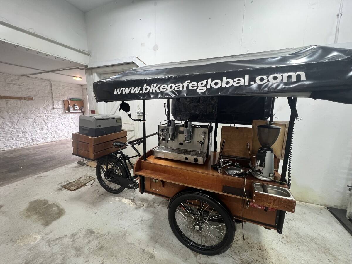Unique Bike Cafe, previously operated in West End of Edinburgh/at selected events (ref 1743)